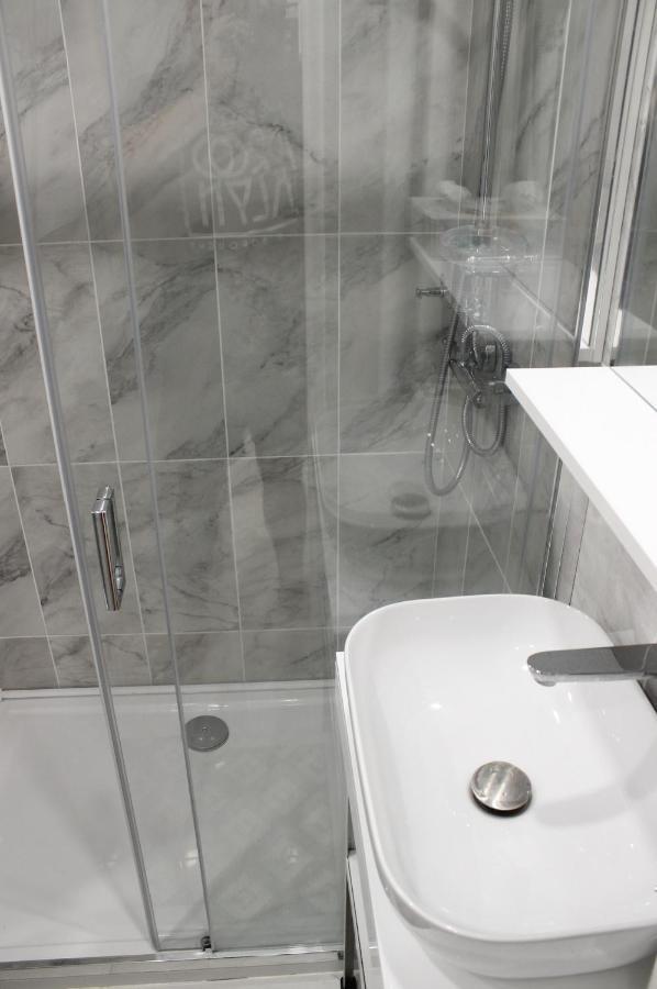 Luxury City Center Apartment - Romana Bükreş Dış mekan fotoğraf