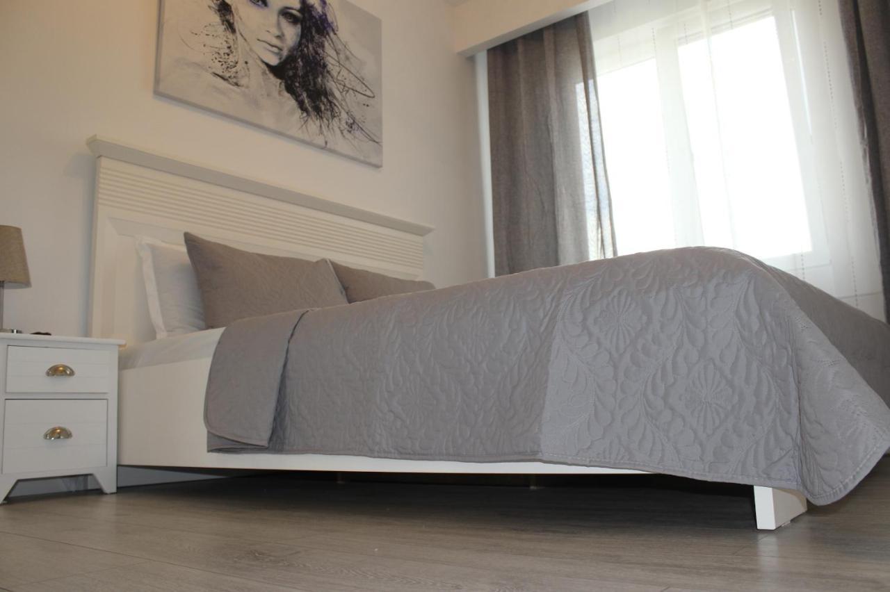 Luxury City Center Apartment - Romana Bükreş Dış mekan fotoğraf