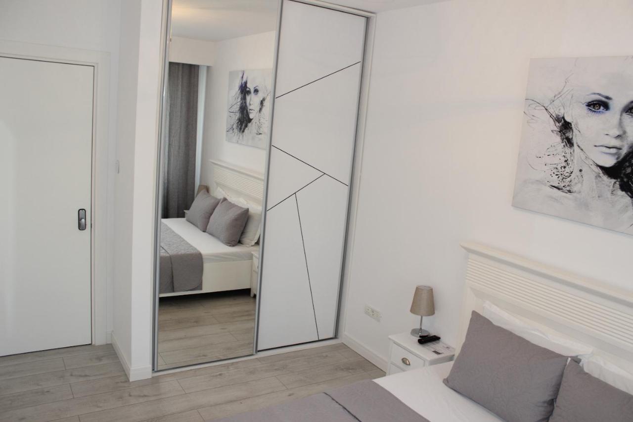 Luxury City Center Apartment - Romana Bükreş Dış mekan fotoğraf